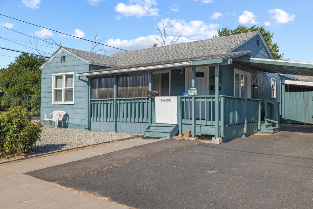 1633DivisionSt-59. Photo 4 of 69, 1633 Division Street, Klamath Falls, OR 97601