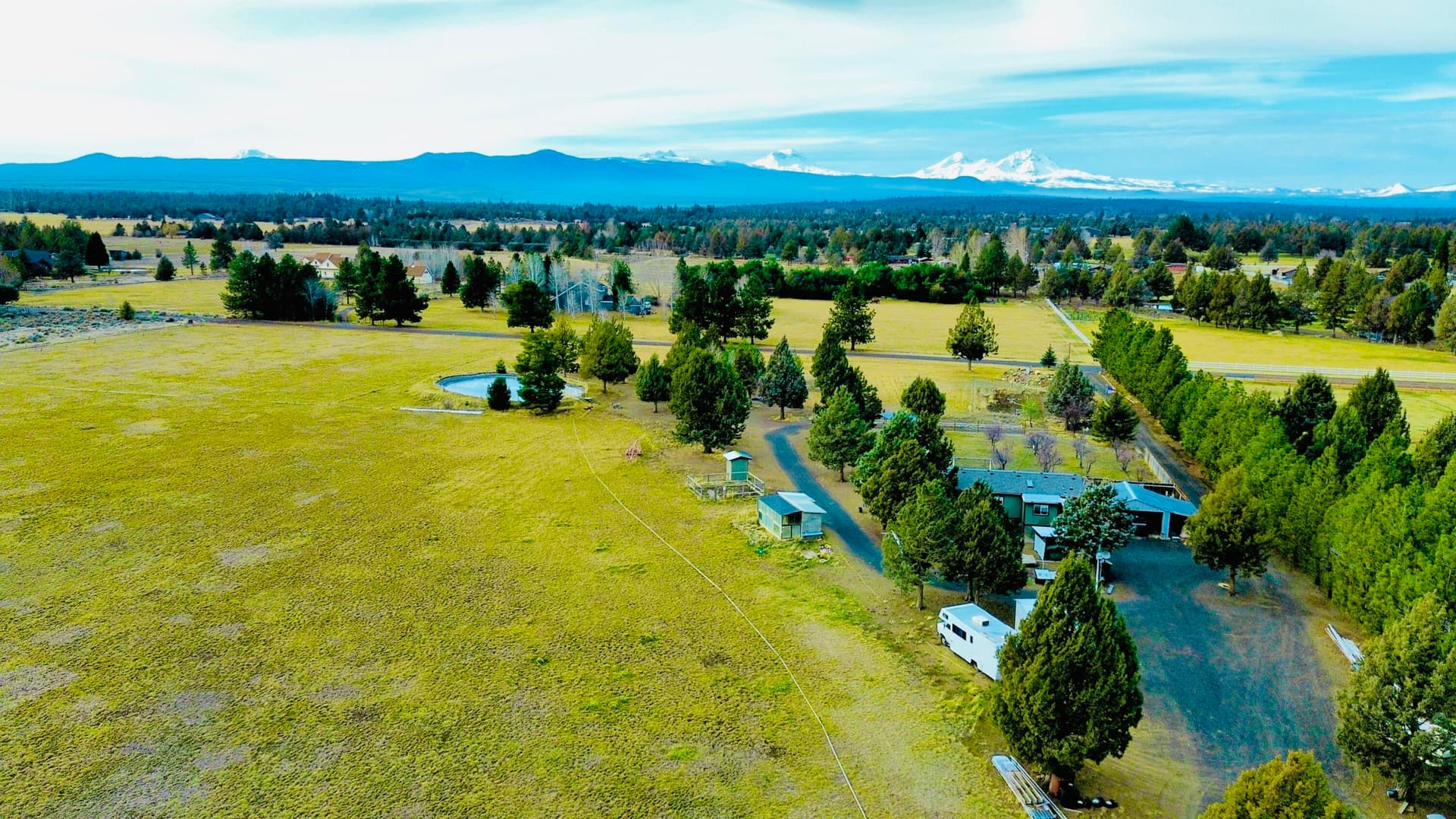 1. Photo 2 of 4, 64726 Horseman Lane, Bend, OR 97703