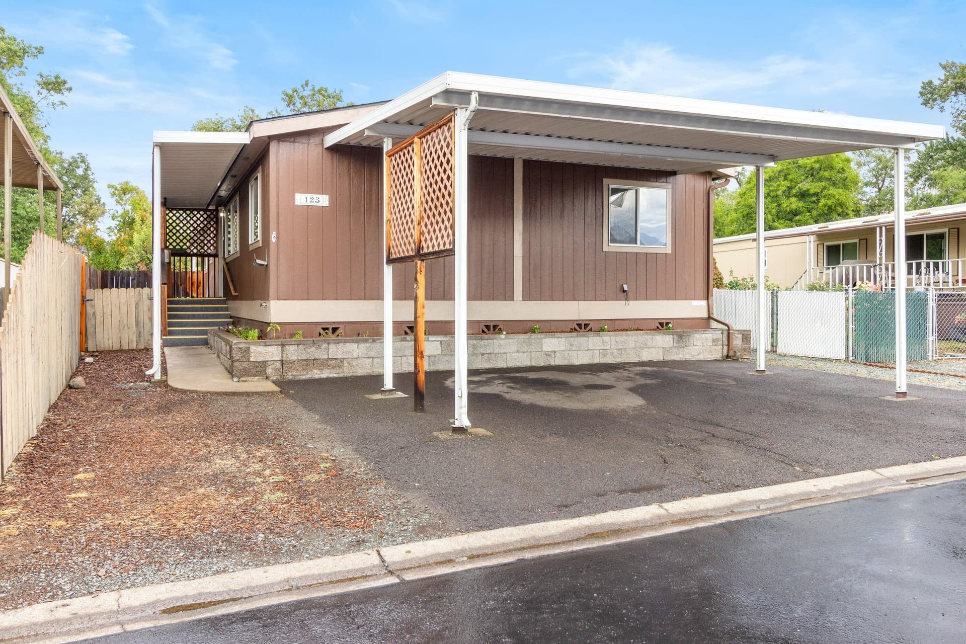 3555 S Pacific Hwy 123-1. Photo 1 of 25, 3555 S Pacific Highway Unit Space 123, Medford, OR 97501