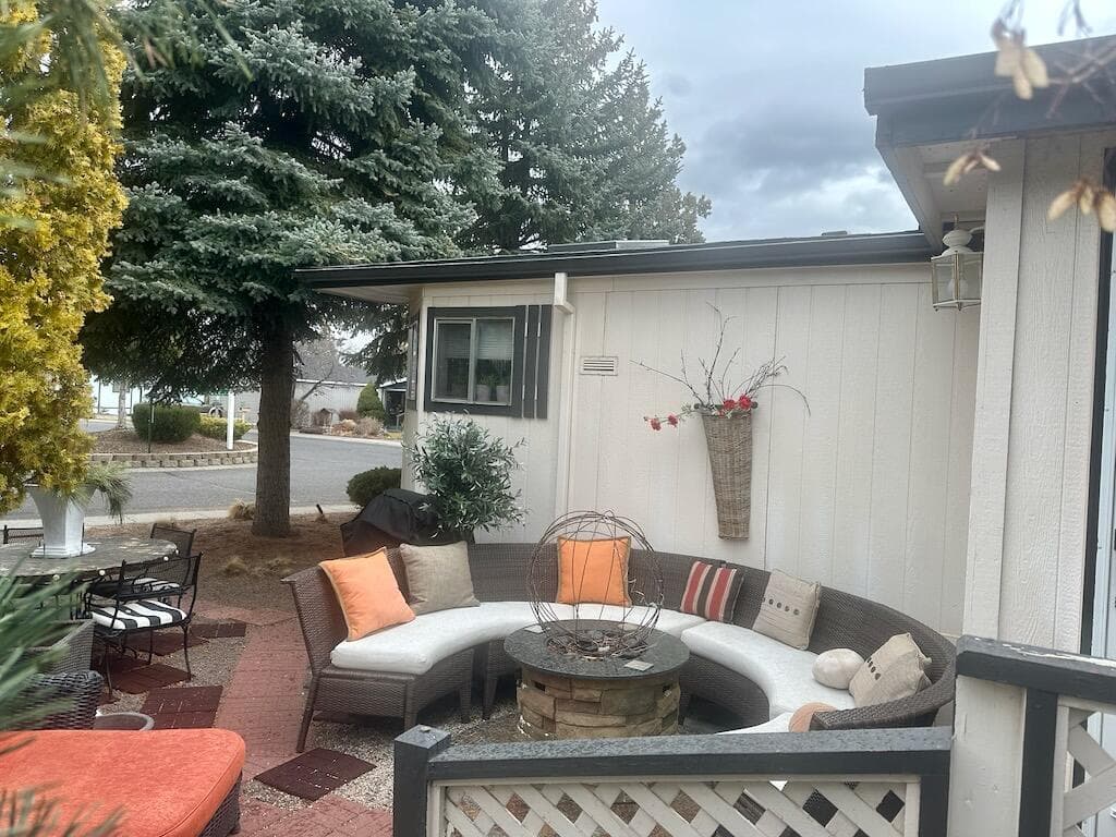 63687 Ranch Village Dr.. Photo 3 of 3, 63687 Ranch Village Drive Unit 40, Bend, OR 97701