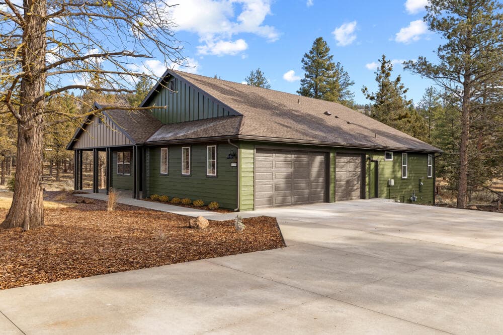 1205VineMapleDr-Exterior-2. Photo 3 of 59, 1205 Vine Maple Drive, Klamath Falls, OR 97601