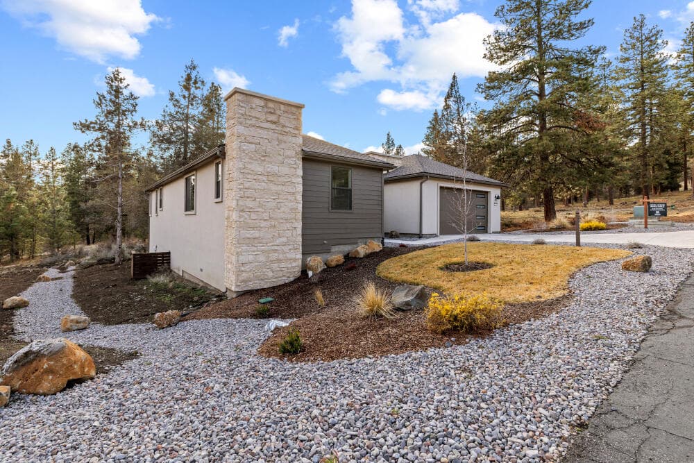1092TimberRidgeLp-Exterior-6. Photo 4 of 79, 1092 Timber Ridge, Klamath Falls, OR 97601