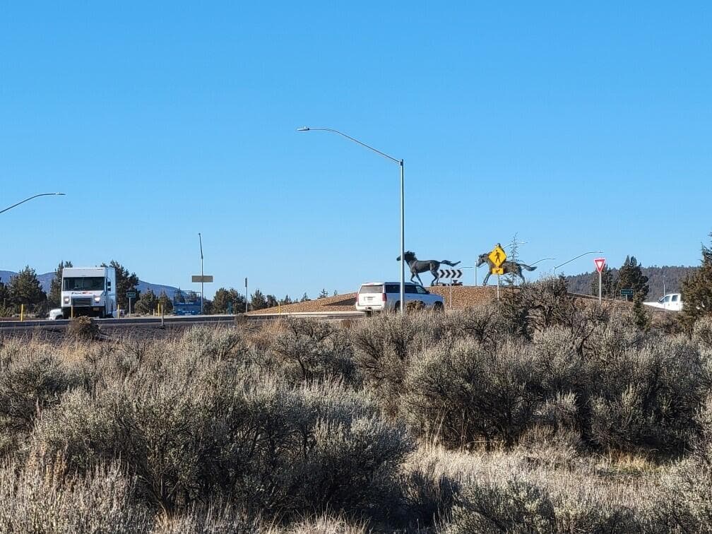 _Resized_20240213_093331_1707847618280. Photo 1 of 10, 319 SW Tom McCall Road, Prineville, OR 97754