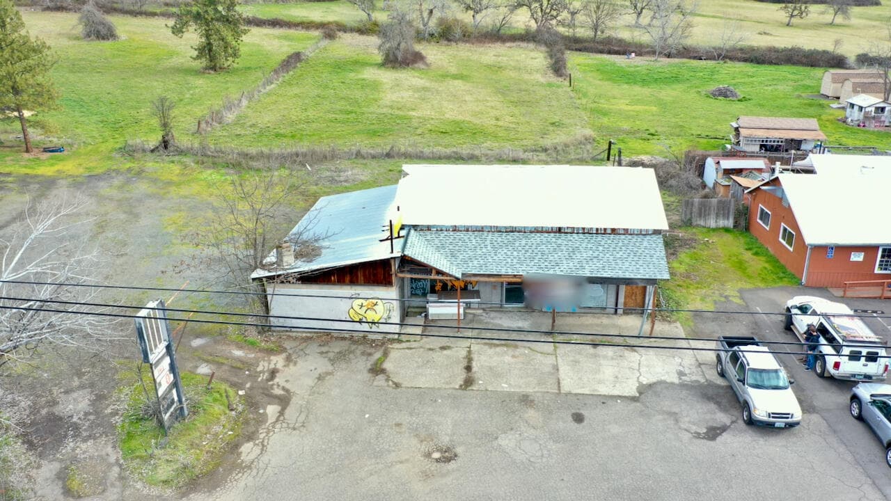Y - Front. Photo 1 of 4, 14780 Hwy 62, Eagle Point, OR 97524