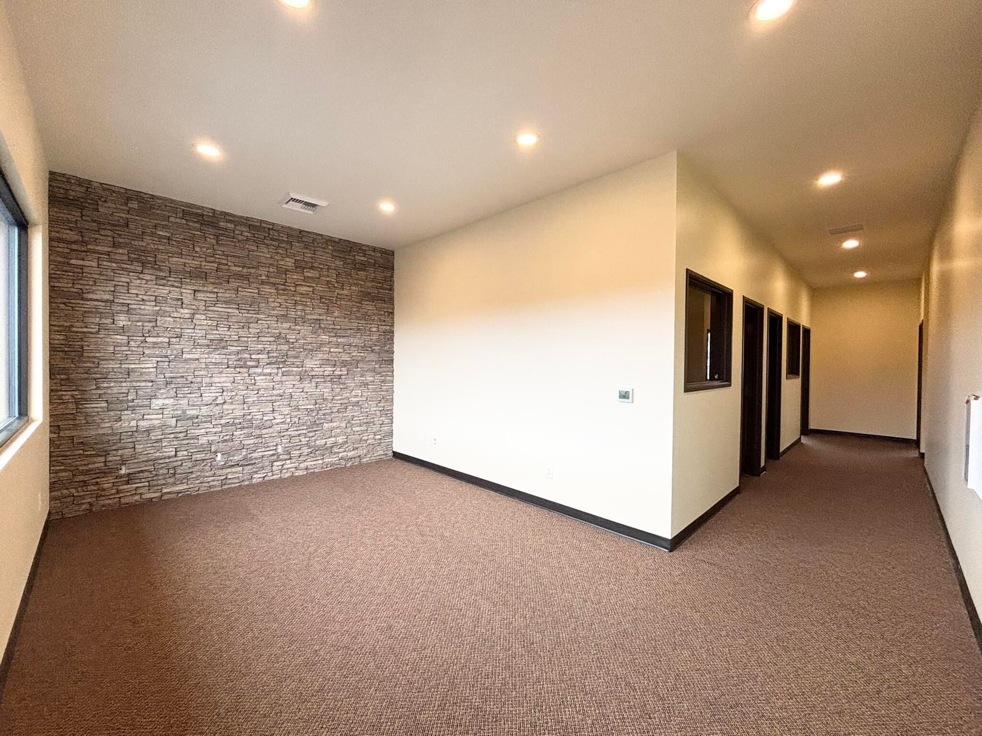 IMG_7413. Photo 1 of 28, 3523 Arrowhead Drive Unit 202, Medford, OR 97504