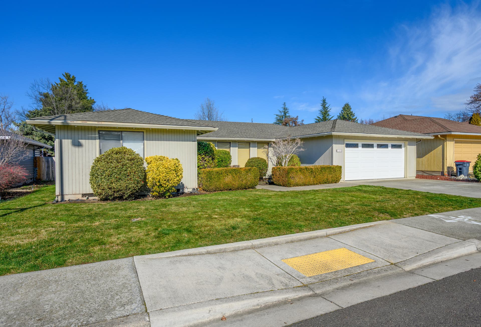 Photo19. Photo 1 of 19, 540 Golf View Drive, Medford, OR 97504