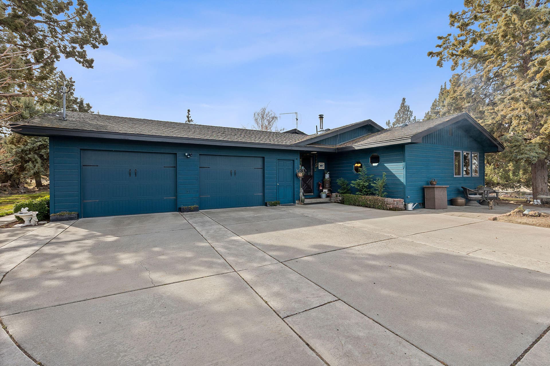 Garage Entrance. Photo 2 of 59, 1686 NE Negus Way, Redmond, OR 97756