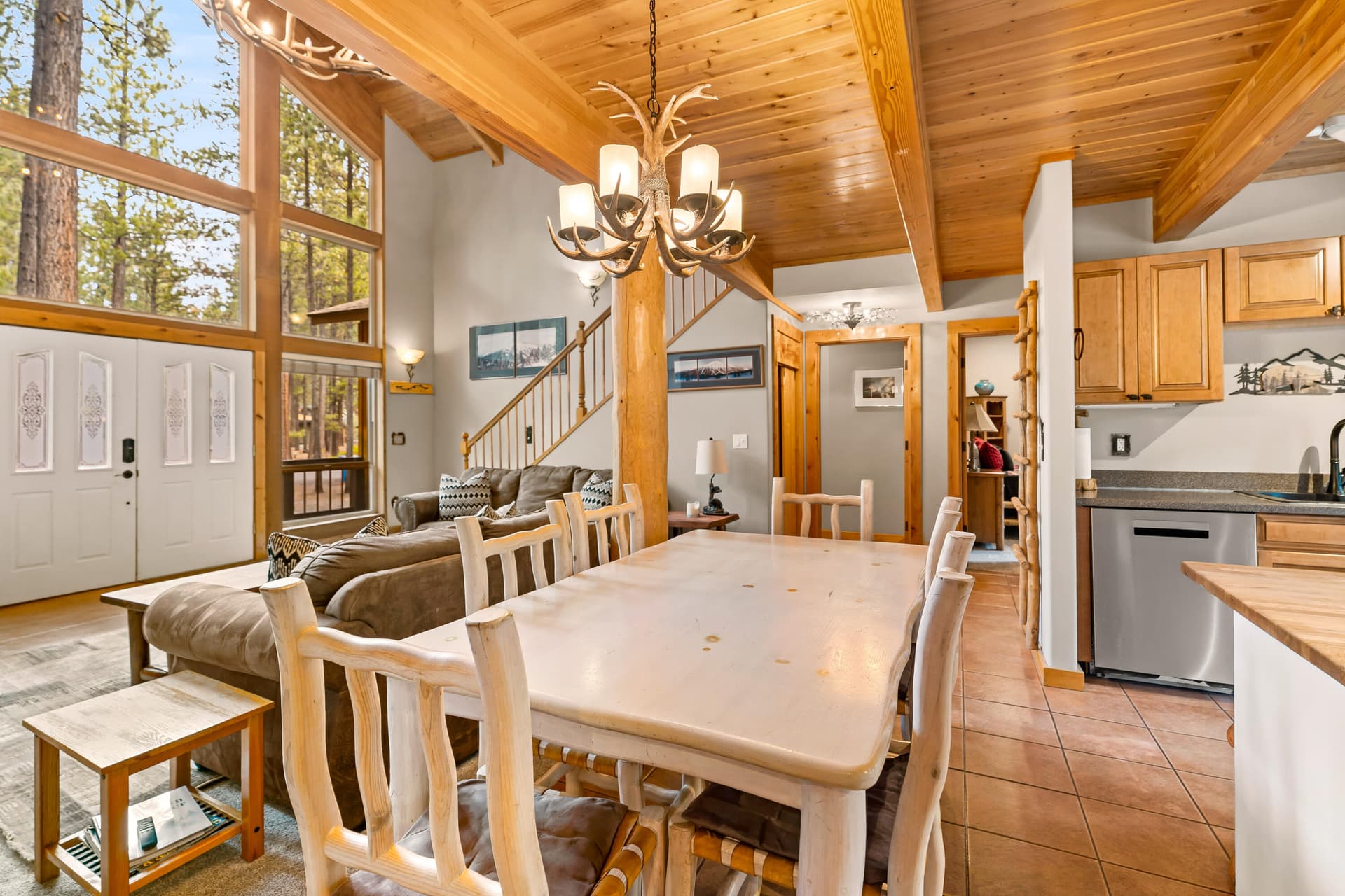 05. Photo 5 of 40, 17039 Cooper Drive, Bend, OR 97707