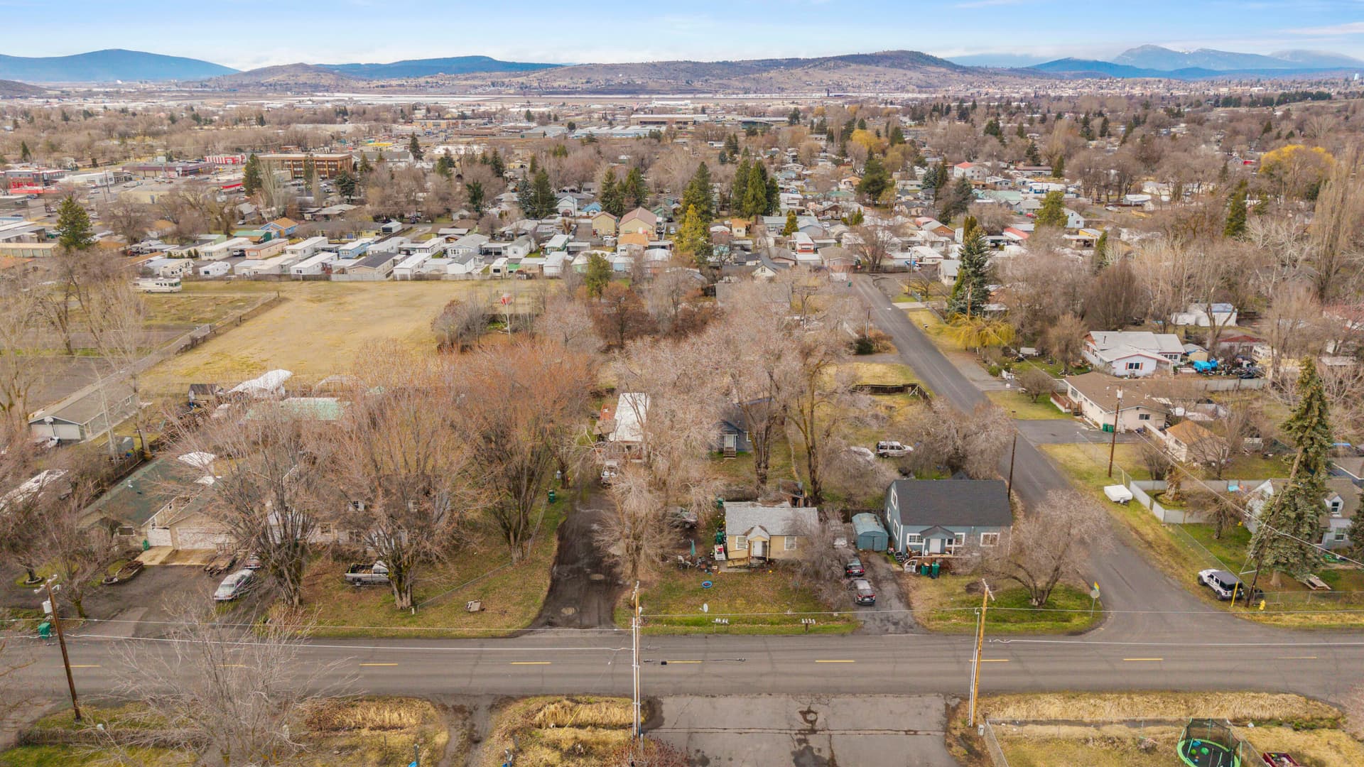 2118WairdSt-1. Photo 3 of 5, 2118 Wiard Street, Klamath Falls, OR 97603
