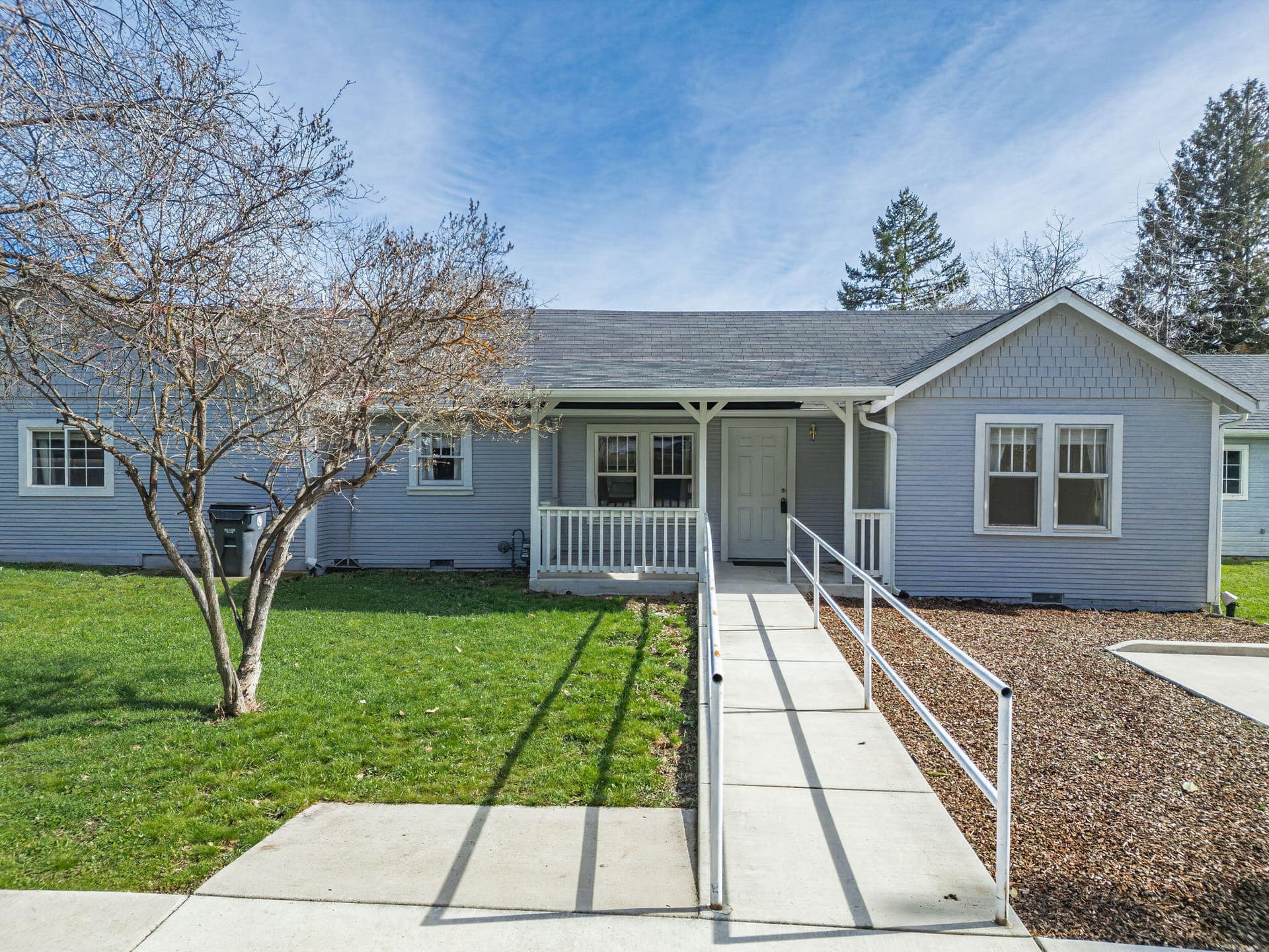 HD-4. Photo 2 of 50, 2165 Crestbrook Road, Medford, OR 97504