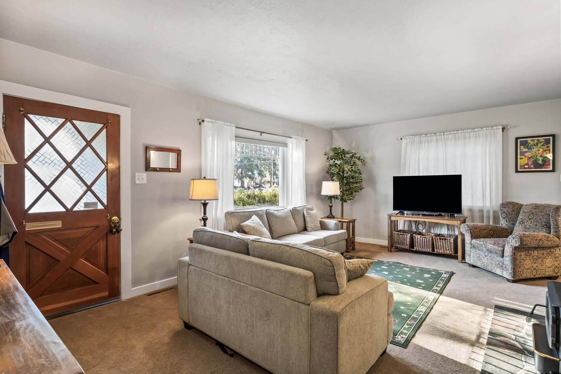 JH5_6889 (1). Photo 5 of 38, 429 NW State Street, Bend, OR 97703