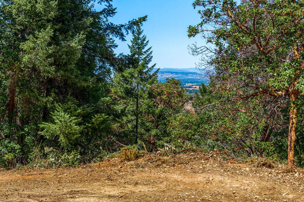 KR(4). Photo 5 of 7, 2091 Knowles Road, Medford, OR 97501