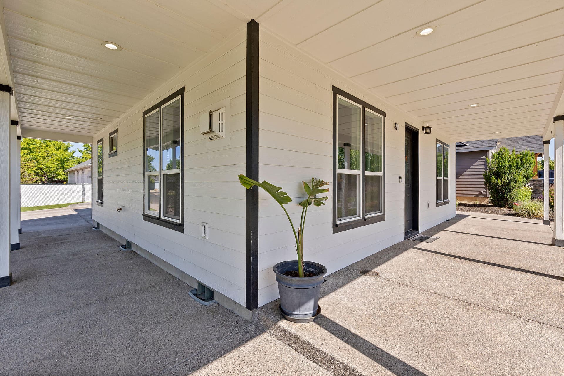 Front Porch. Photo 5 of 43, 871 NE Whistle Way, Prineville, OR 97754