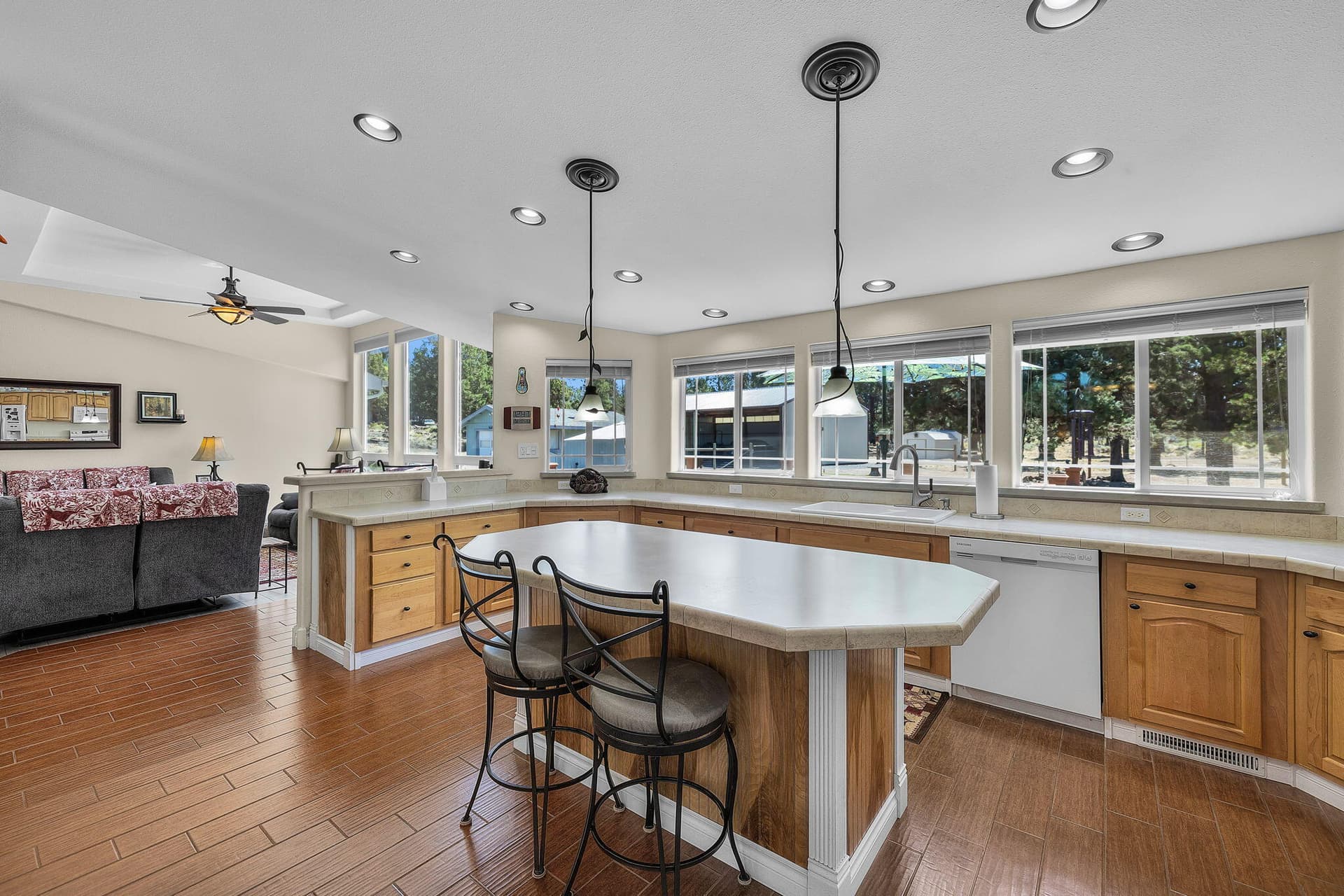 Large kitchen. Photo 5 of 42, 17415 Kent Road, Sisters, OR 97759