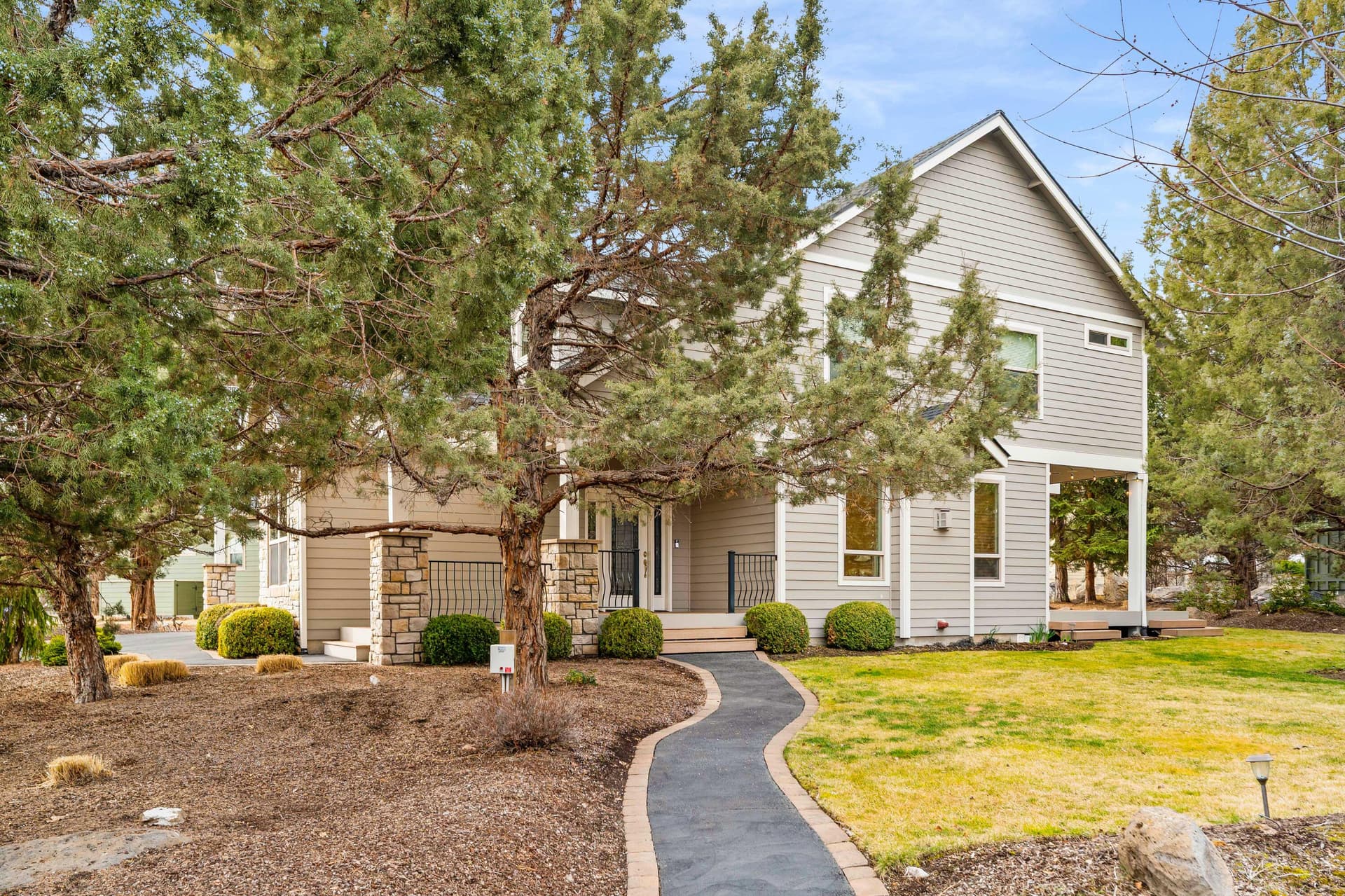 18-Exterior. Photo 3 of 81, 10160 Juniper Glen Circle, Redmond, OR 97756