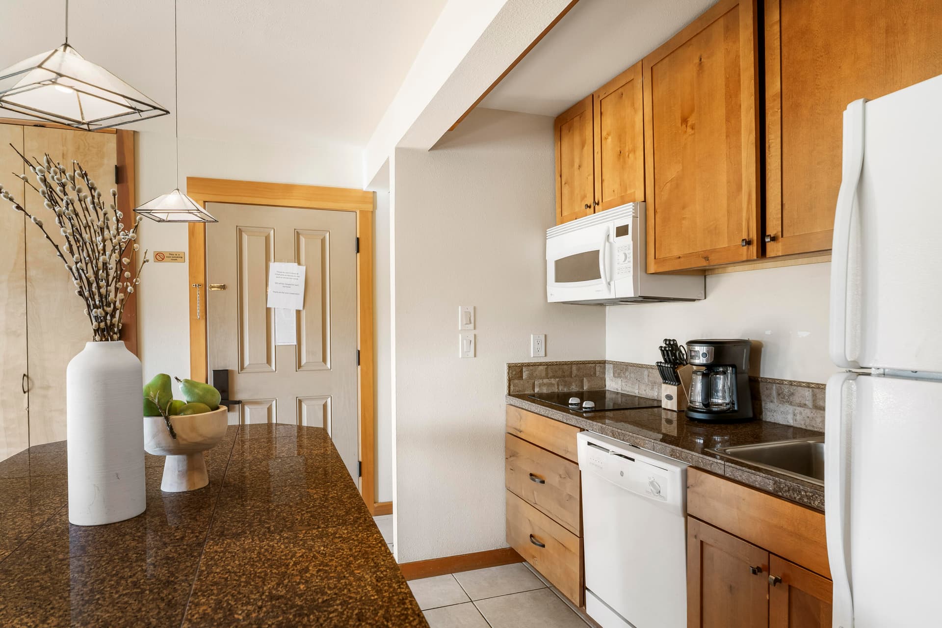 03-Kitchen. Photo 5 of 17, 18575 SW Century Drive Unit 2125, Bend, OR 97702