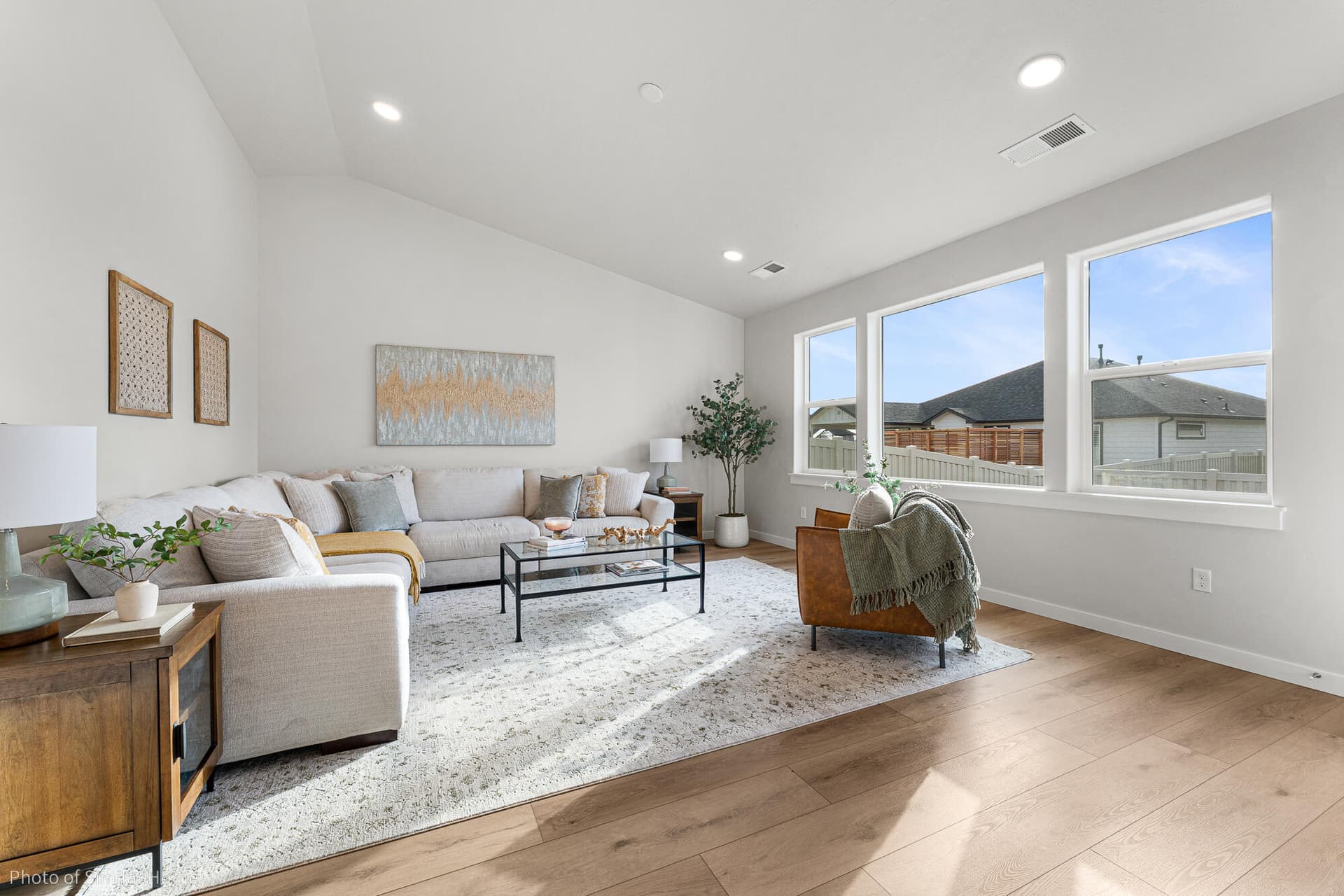 Snowbrush - Living Room 1. Photo 2 of 19, 2460 Yamsay Drive Unit 75, Medford, OR 97504