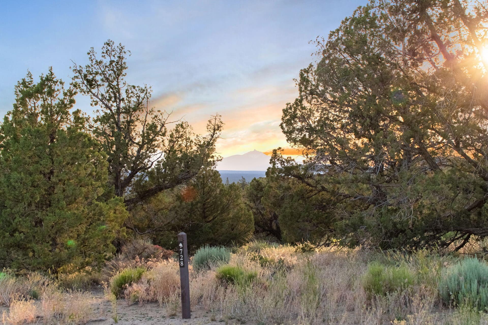 Lot Marker. Photo 2 of 13, SW Paragon Court Unit 728-729, Powell Butte, OR 97753