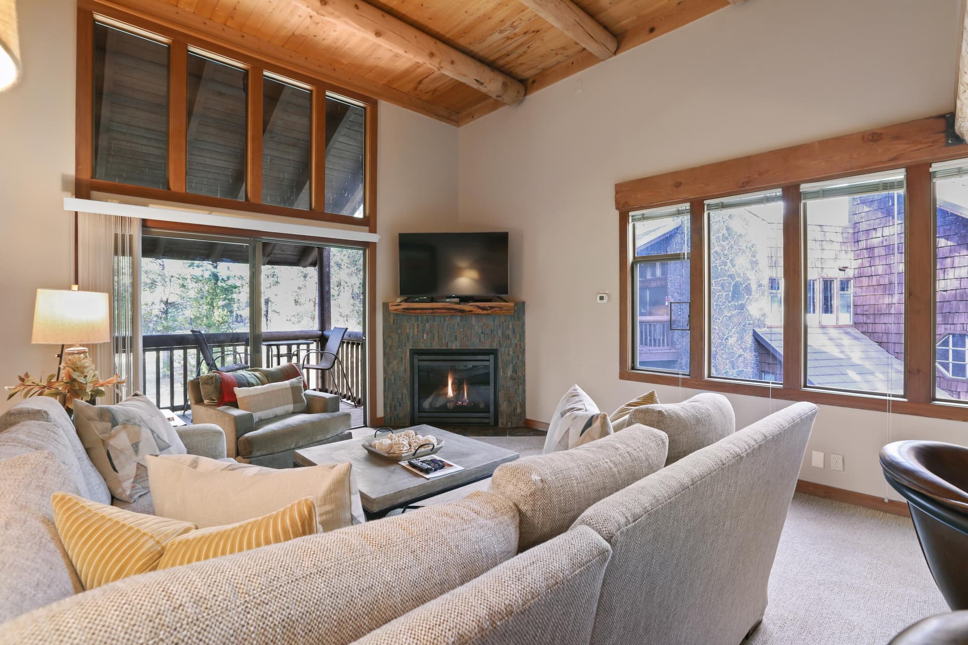 Wide View Living Room. Photo 2 of 20, 57053 Wild Lily Lane Unit 4, Sunriver, OR 97707