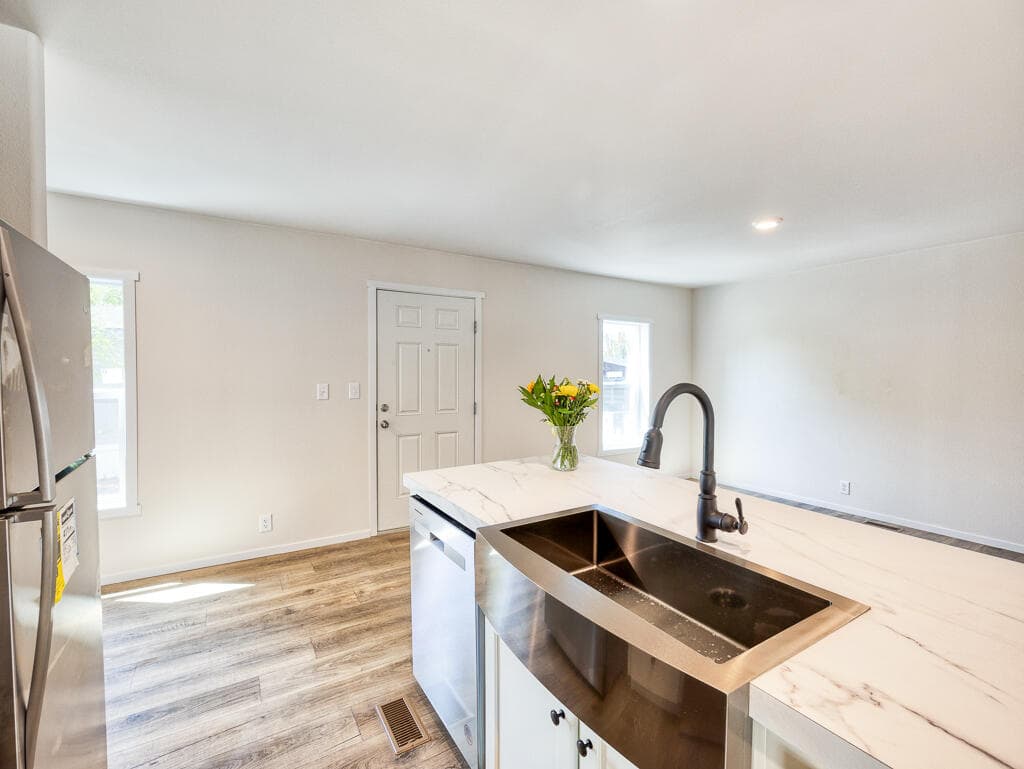 Shasta Glen-06. Photo 4 of 16, 4647 Winter Avenue Unit 9, Klamath Falls, OR 97603