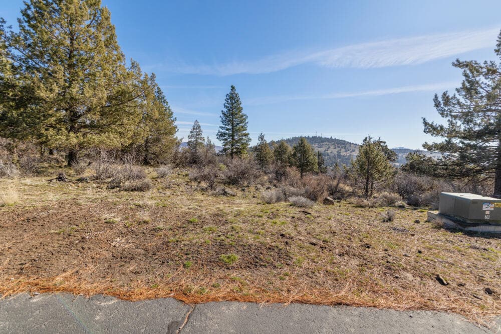 Lot243-BaileyMountainDr-3. Photo 3 of 17, 957 Bailey Mountain Road, Klamath Falls, OR 97601