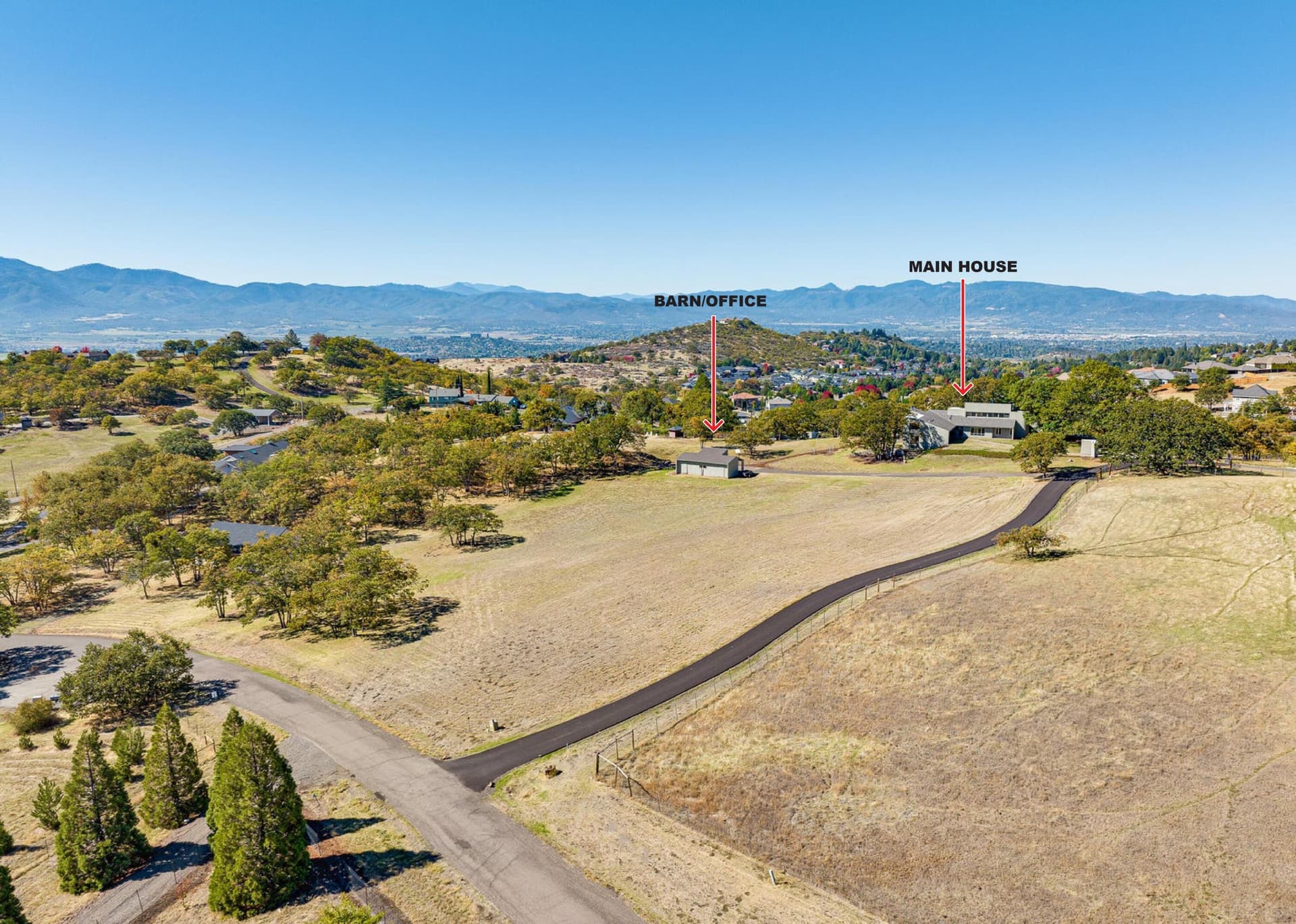 3. Photo 3 of 40, 1225 Gardner Way, Medford, OR 97504