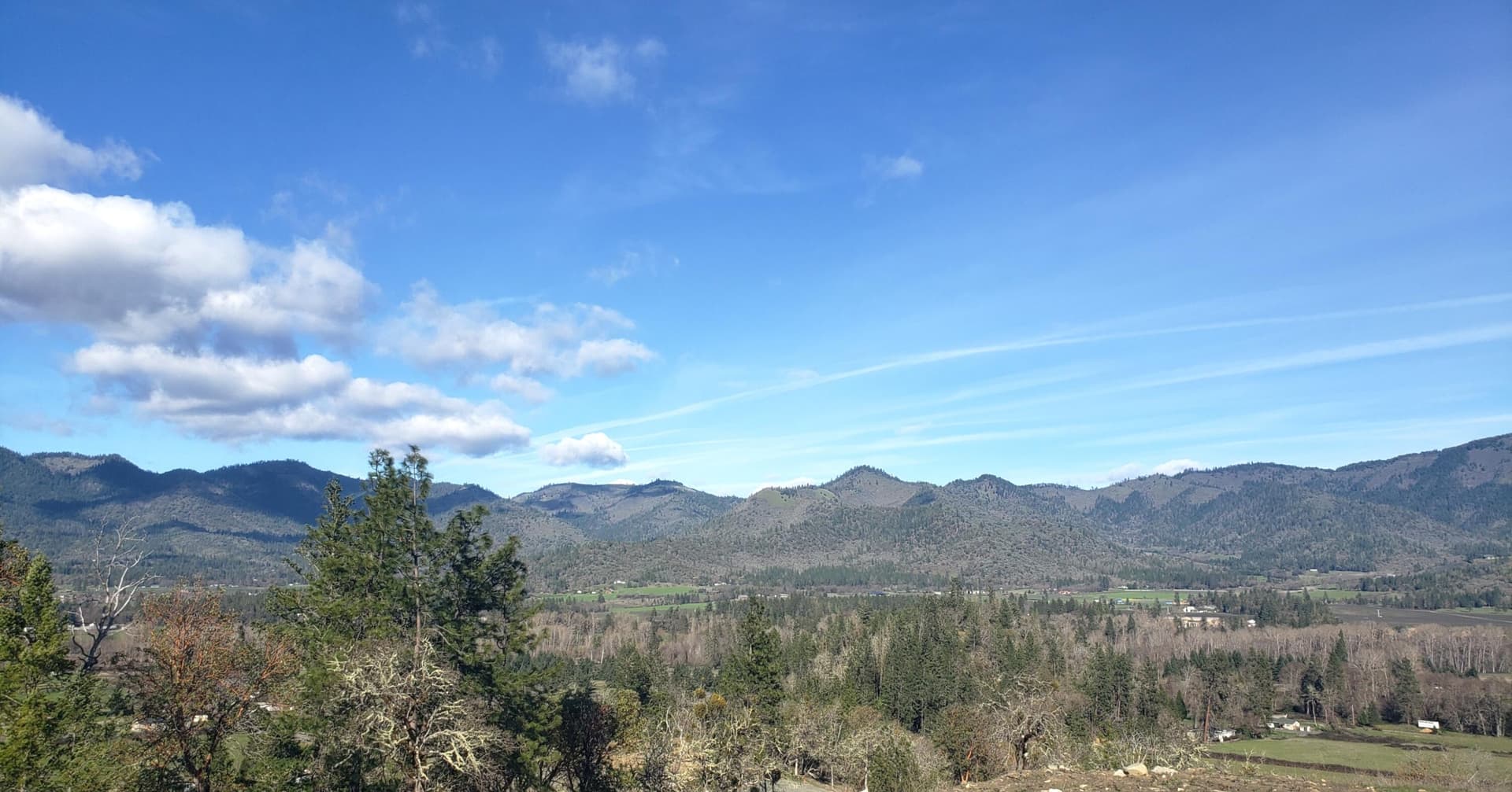 20260306_151244. Photo 3 of 15, Messinger Road Unit 400, Grants Pass, OR 97527