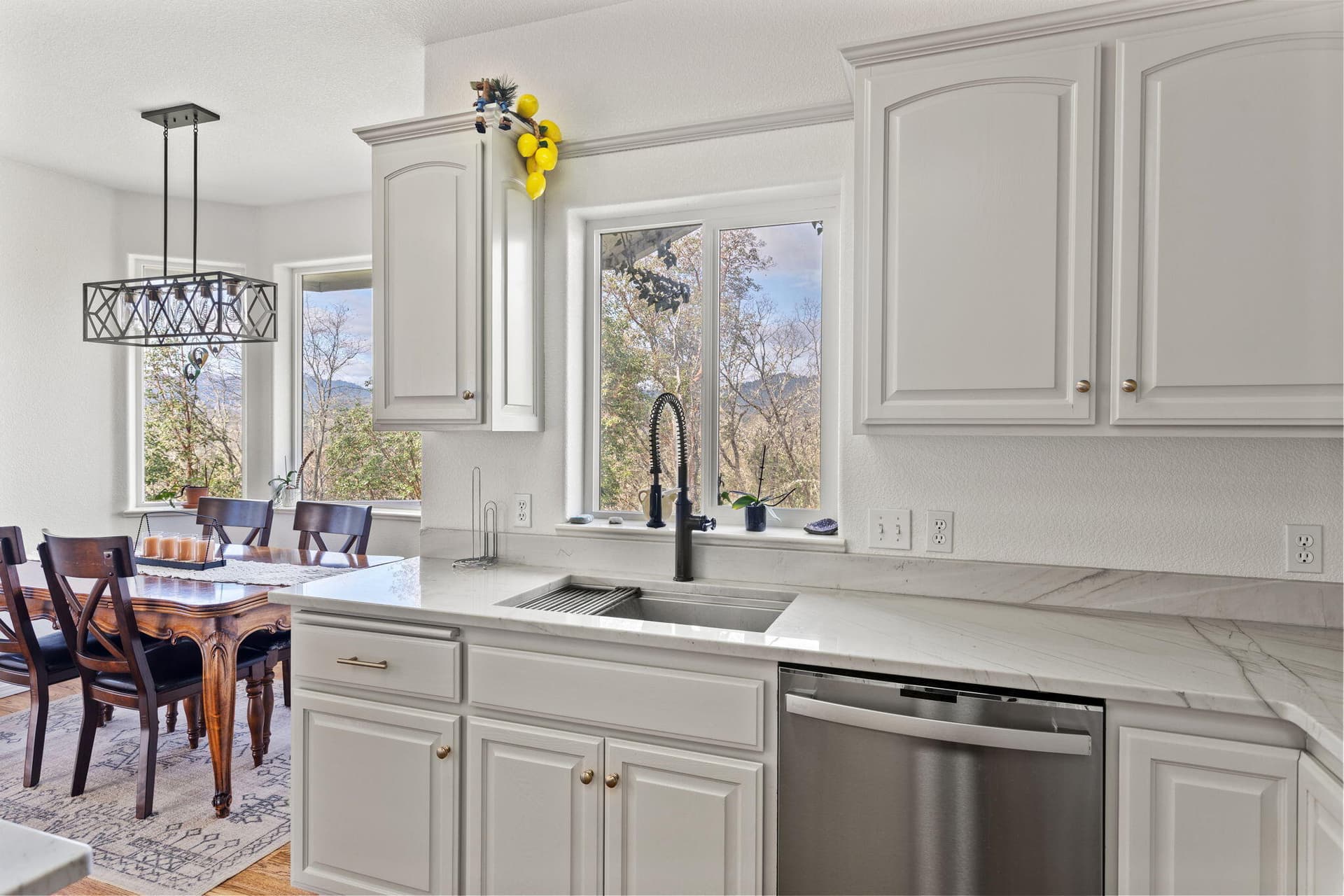 73-web-or-mls-103-eden-dr. Photo 4 of 45, 103 Eden Drive, Grants Pass, OR 97526
