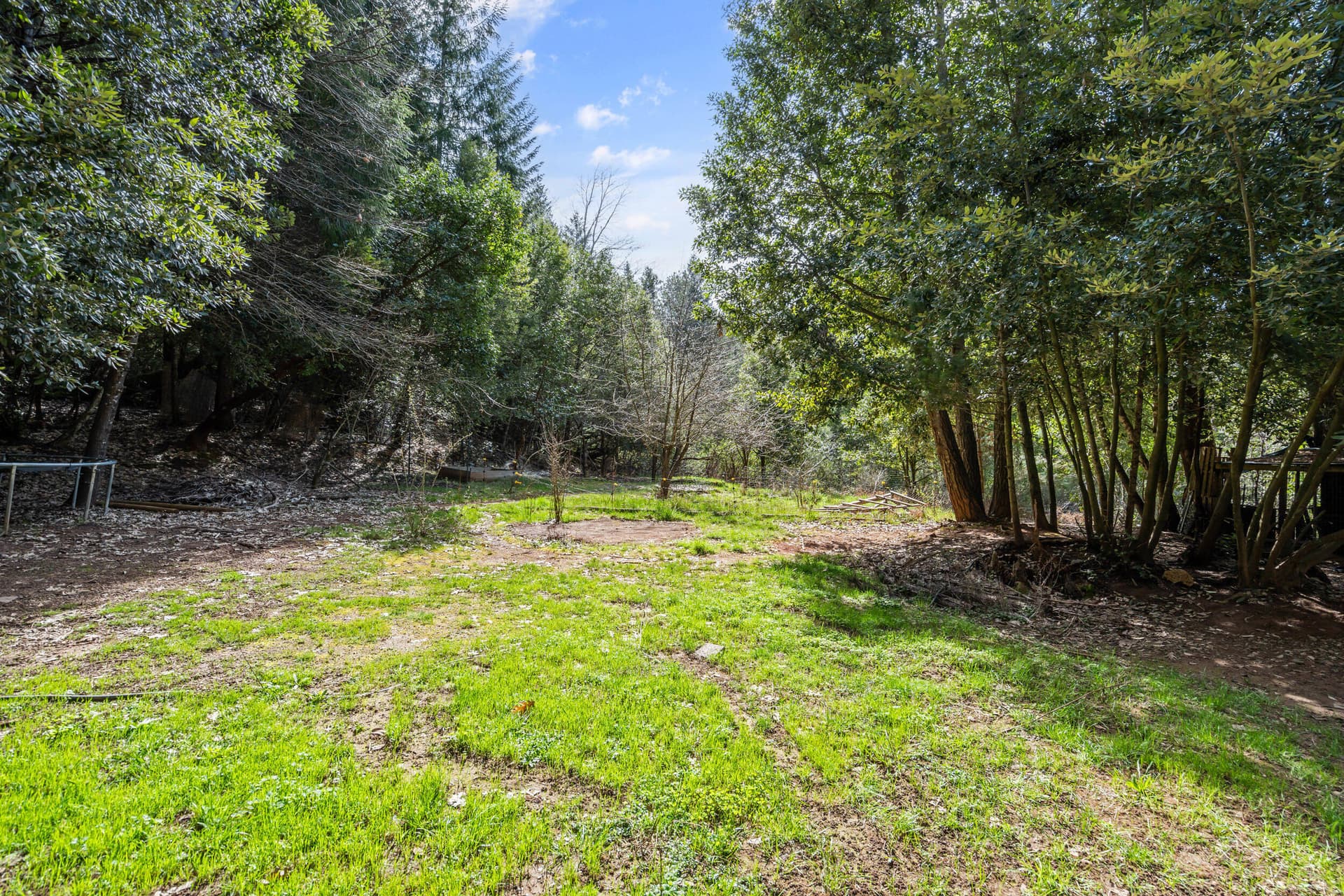16_1259 waldo rd, o'brien, or 97534-16. Photo 3 of 47, 1259 Waldo Road, O'Brien, OR 97534