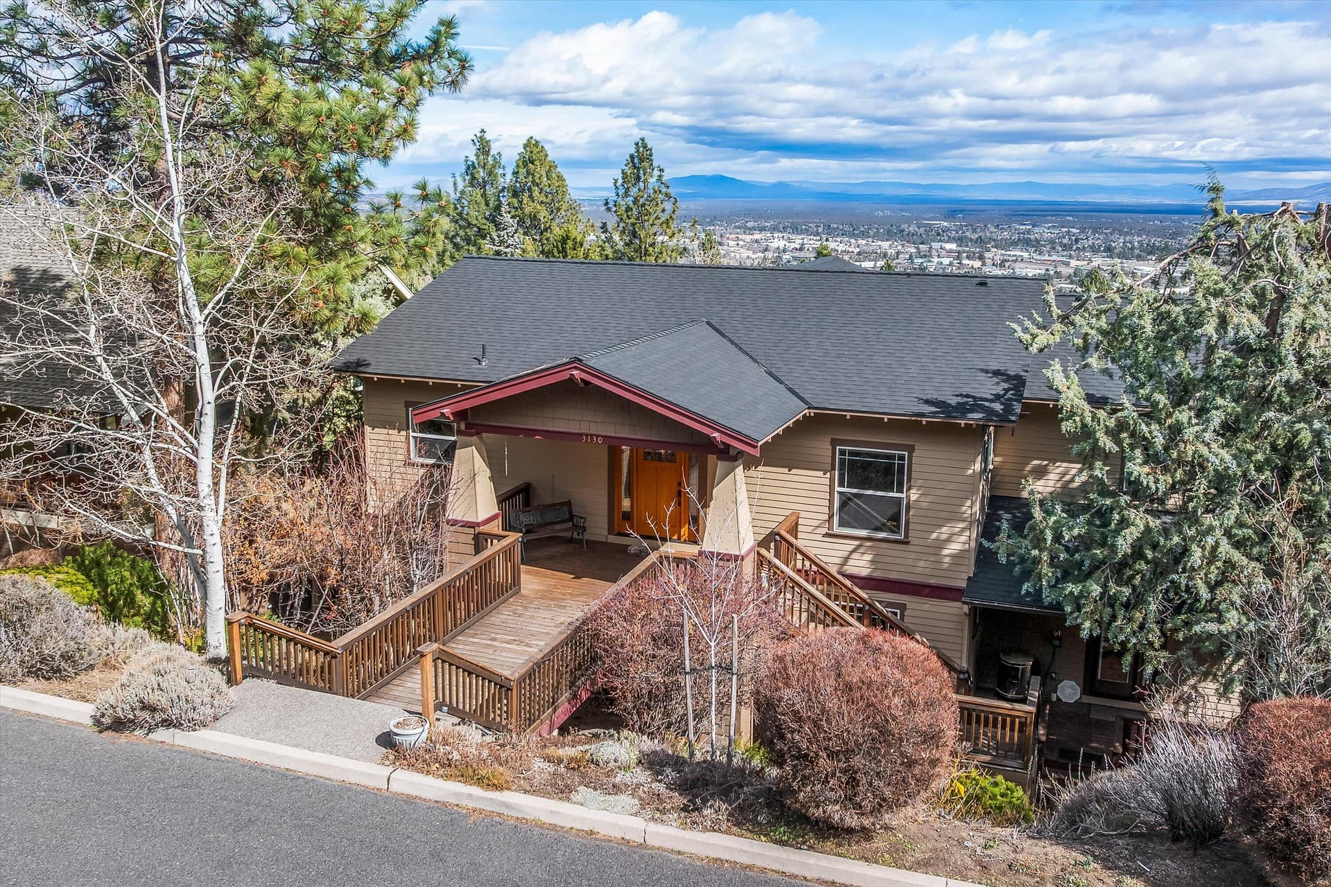 01-20260312 JILL ROSELL -20. Photo 3 of 59, 3130 NW Colonial Drive, Bend, OR 97703