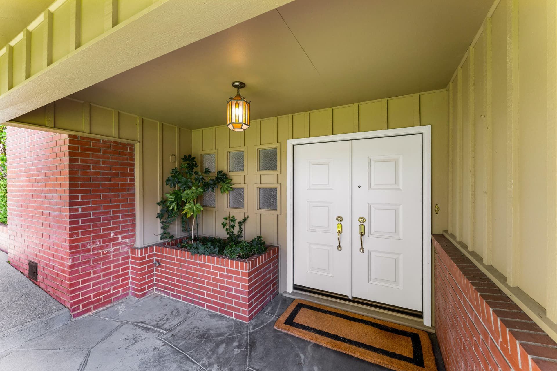 EXT (14 of 22). Photo 4 of 65, 1345 NE 9th Street, Grants Pass, OR 97526