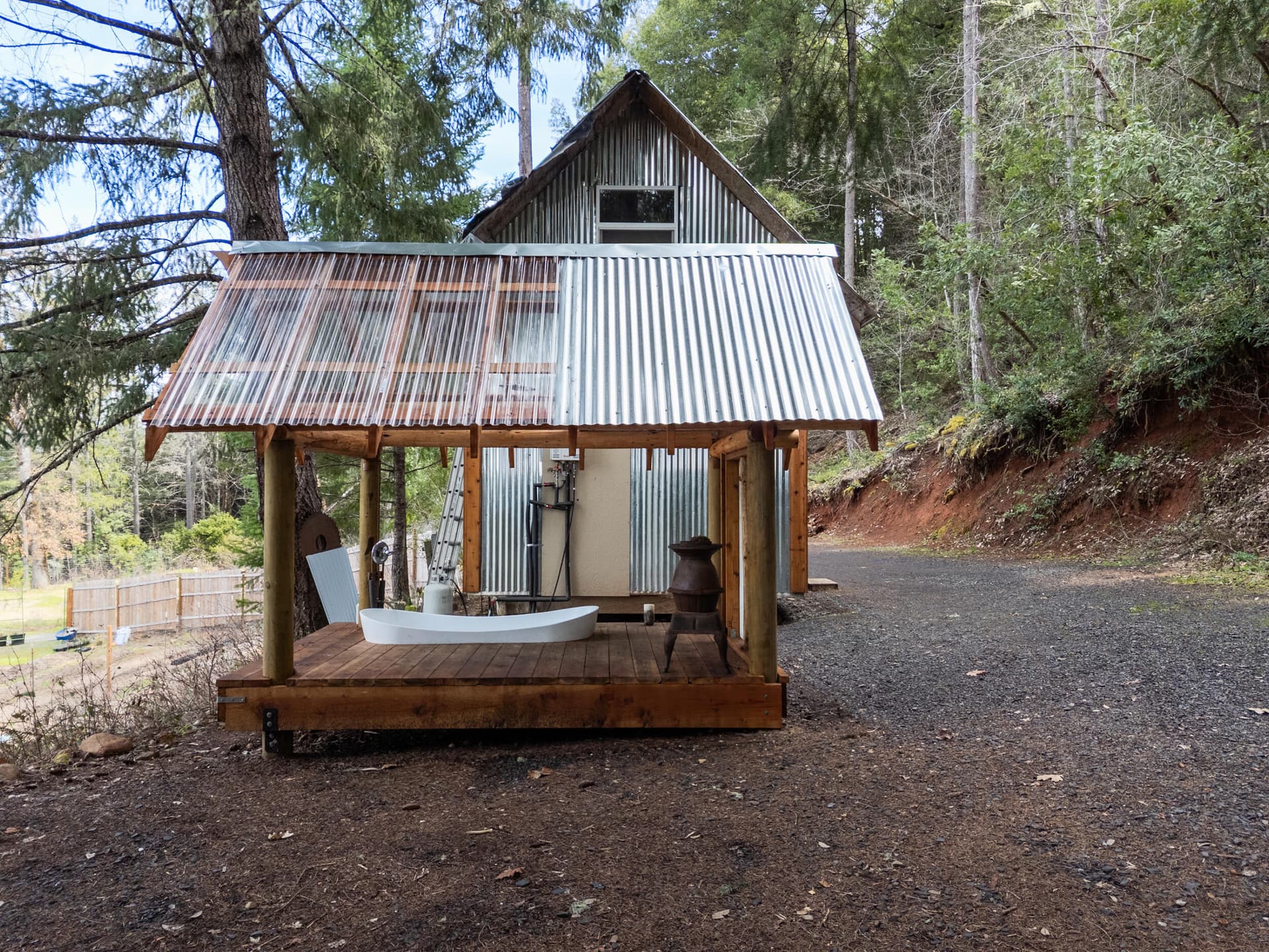 6223 takilma rd, cave junction, or 97523. Photo 5 of 25, 6223 Takilma Road, Cave Junction, OR 97523