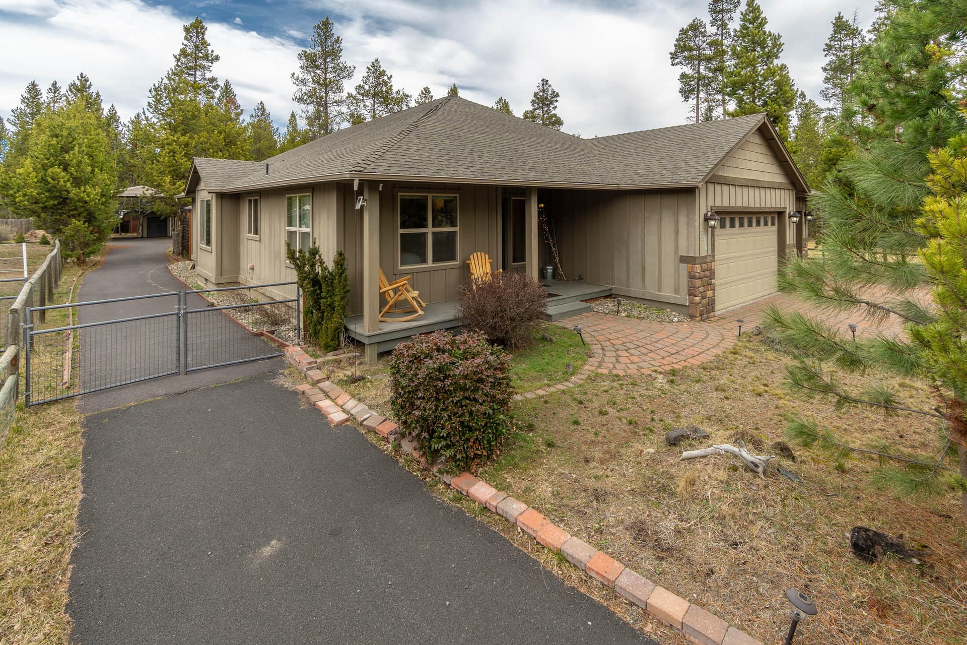 Paved driveway to RV cover in back.. Photo 4 of 27, 17370 Brant Drive, Bend, OR 97707