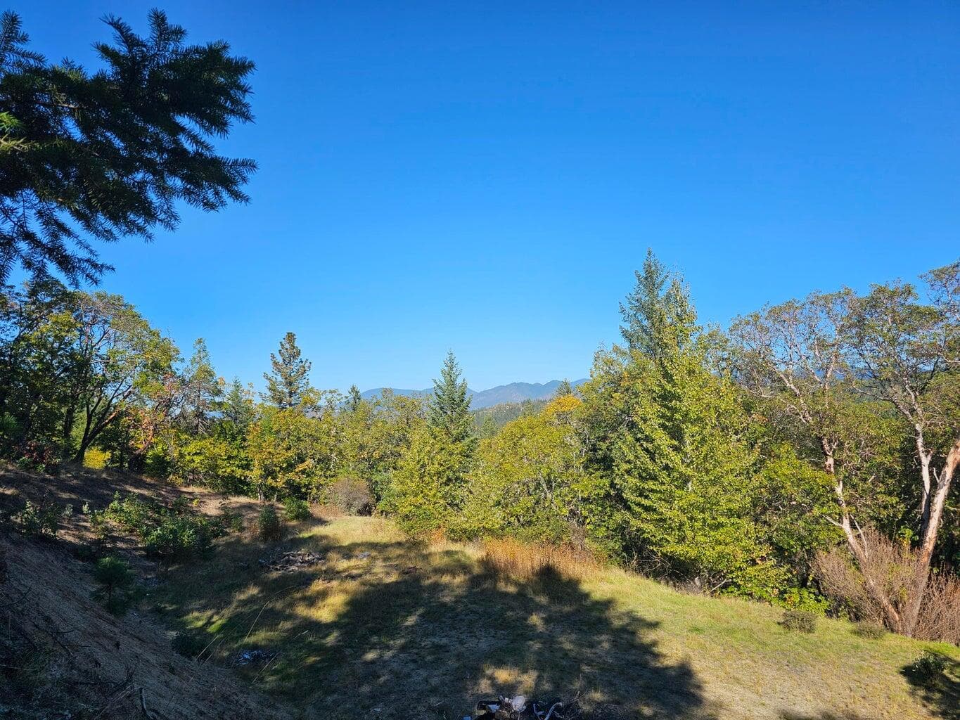 sh3. Photo 3 of 7, Shadow Mountain Way Unit Lot 5, Grants Pass, OR 97527
