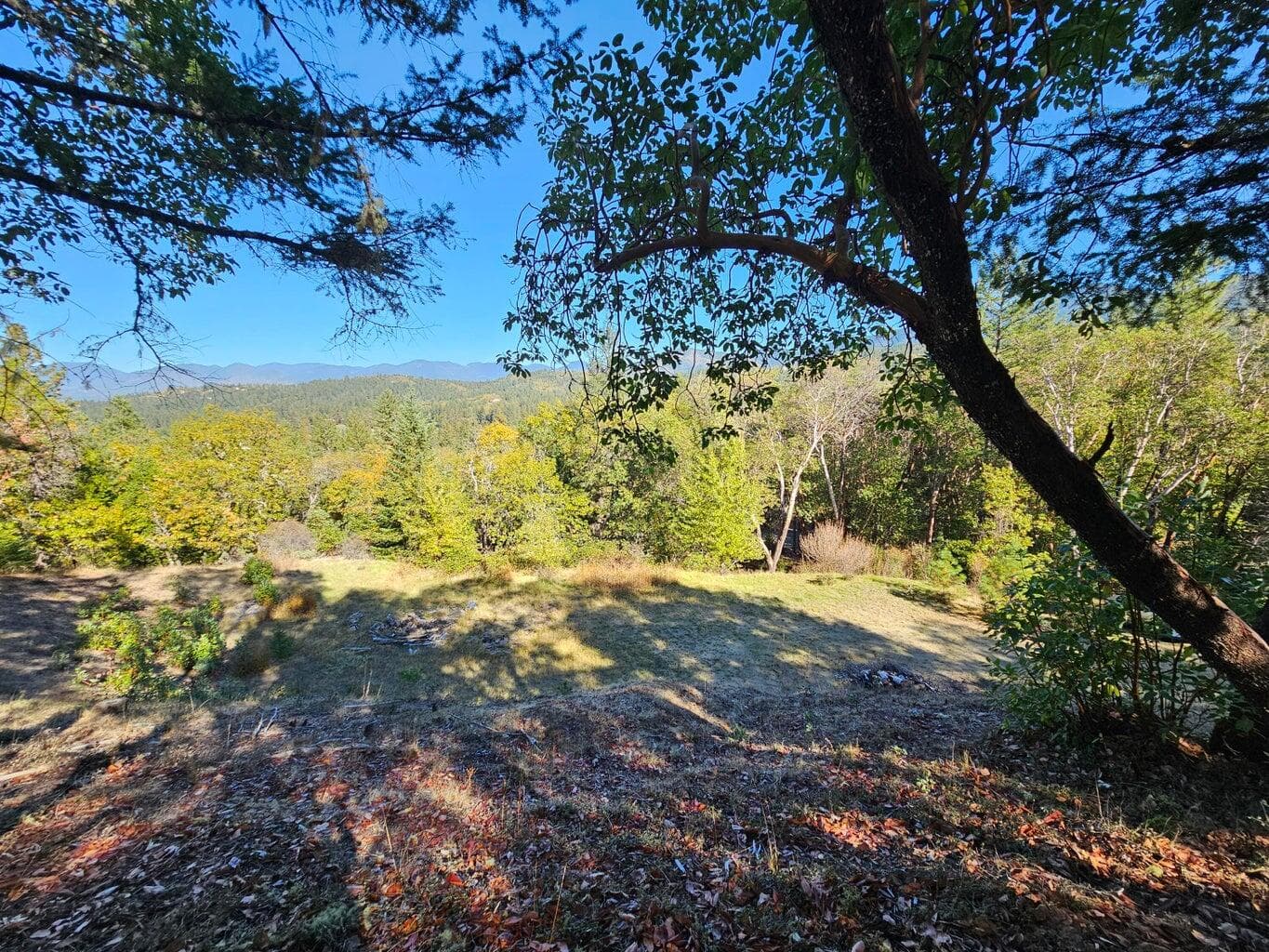 sh9. Photo 2 of 7, Shadow Mountain Way Unit Lot 5, Grants Pass, OR 97527