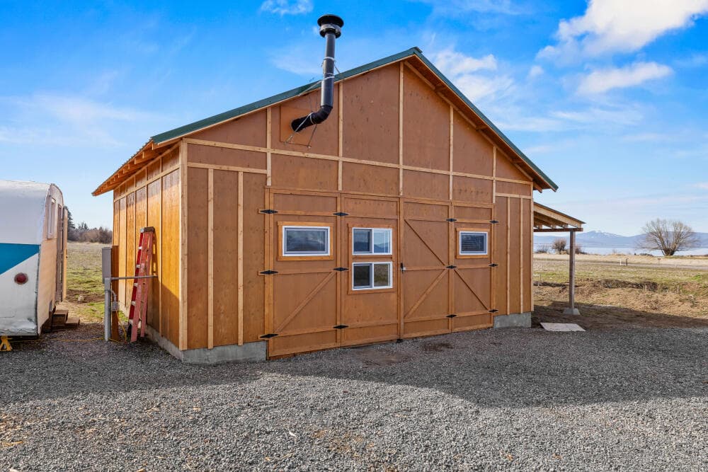 34741 ClearviewDr-16. Photo 4 of 64, 34741 Clearview Drive Unit 27, Chiloquin, OR 97624