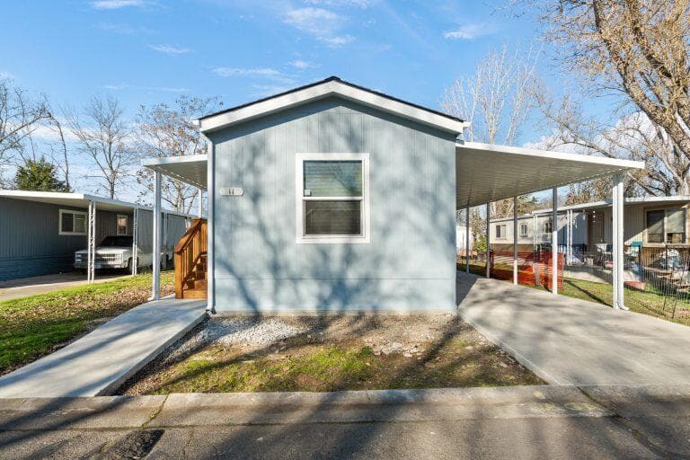 Front of home. Photo 1 of 18, 6850 Downing Road Unit SPC 11, Central Point, OR 97502
