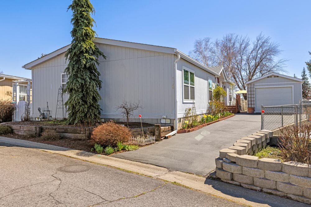 1. Photo 1 of 42, 7120 Turner Court, Klamath Falls, OR 97603