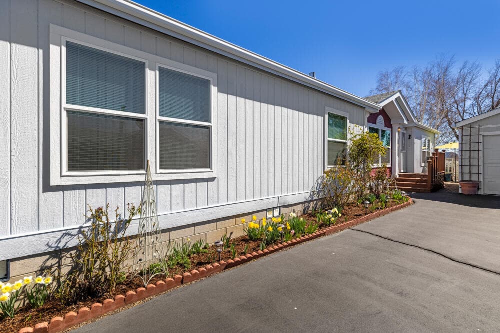 2. Photo 2 of 42, 7120 Turner Court, Klamath Falls, OR 97603