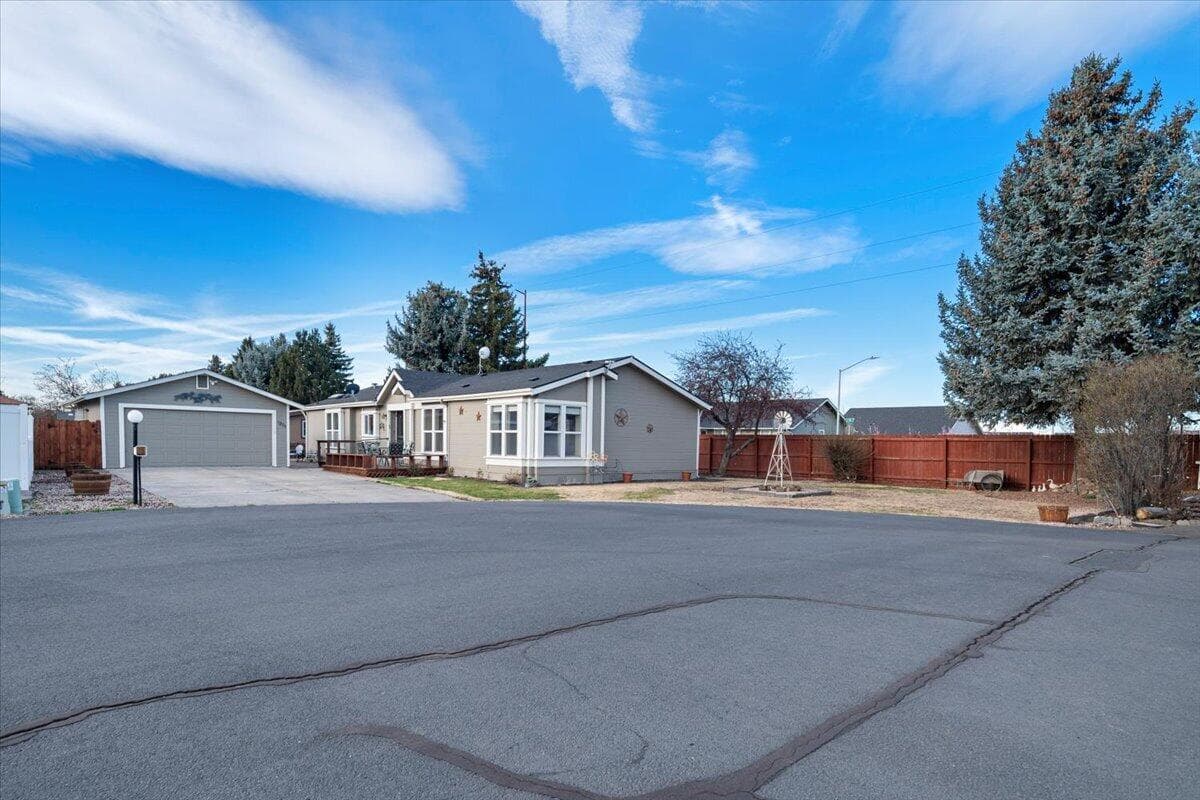 Street View. Photo 2 of 33, 1875 NE 6th Street, Redmond, OR 97756