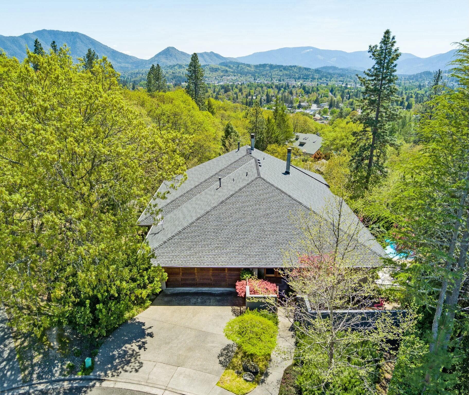 1630 NW Olmar Drive. Photo 1 of 61, 1630 NW Olmar Drive, Grants Pass, OR 97526