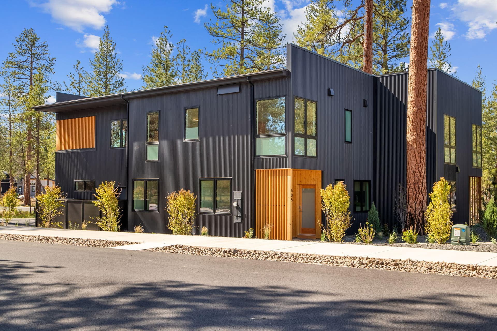 2. Photo 2 of 43, 505 N Pine Street, Sisters, OR 97759