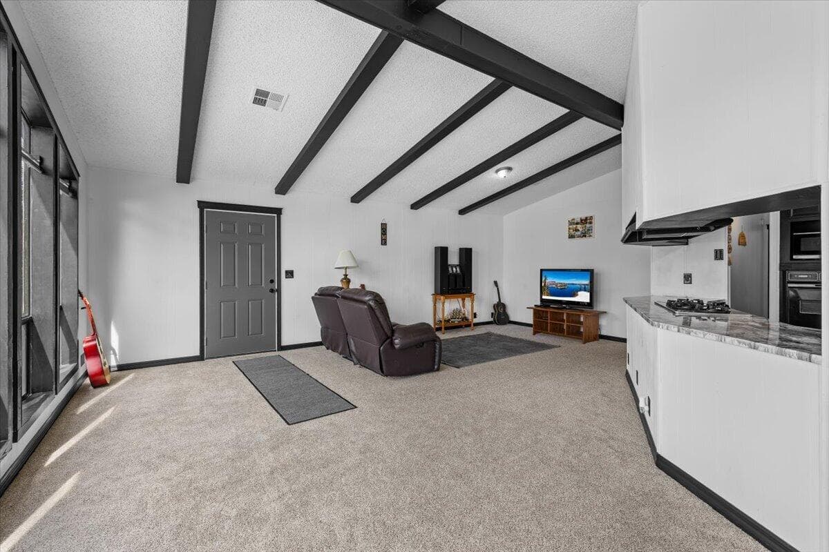 11-CI_2865. Photo 4 of 27, 633 E Archwood Drive Unit UNIT 86, Eagle Point, OR 97524