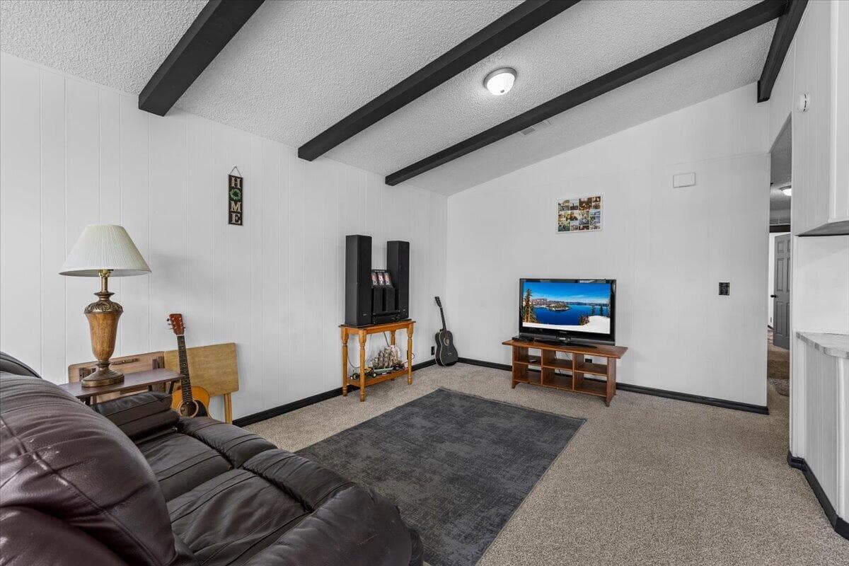 12-CI_2870. Photo 3 of 27, 633 E Archwood Drive Unit UNIT 86, Eagle Point, OR 97524