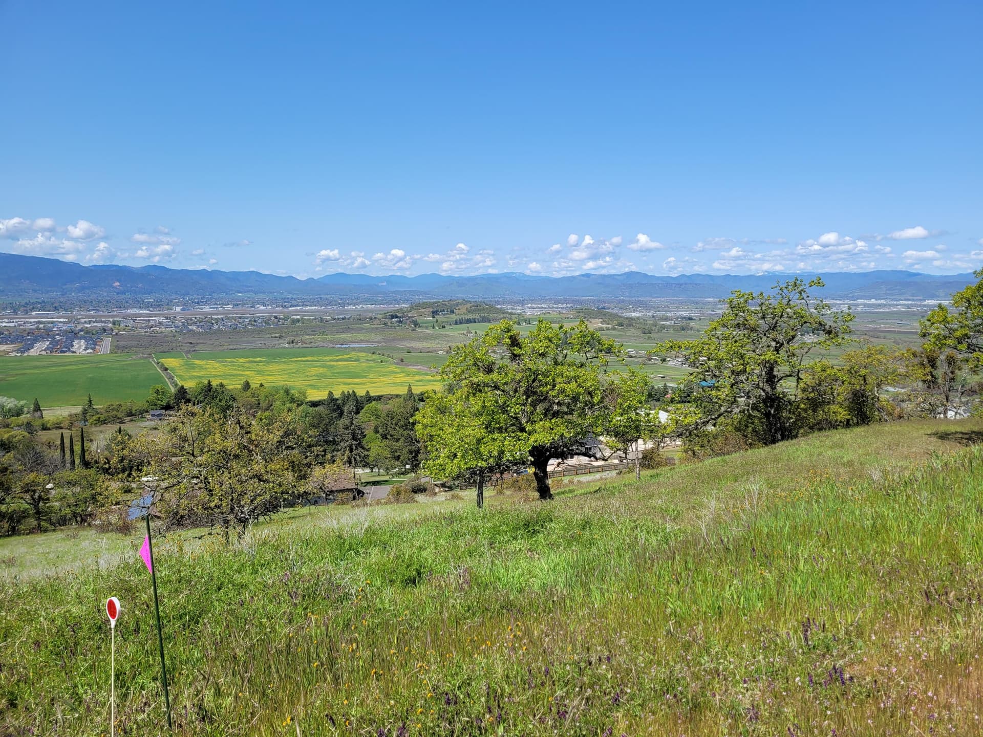 3. Photo 3 of 17, 3635 High Prairie Drive, Medford, OR 97504
