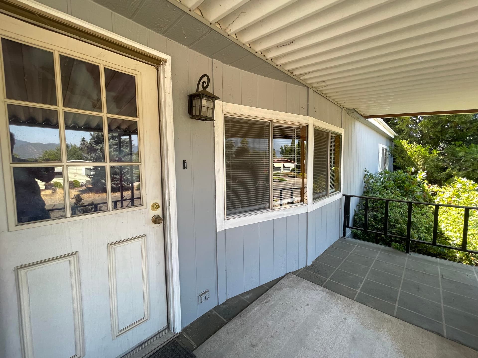 LR 3. Photo 3 of 23, 1095 Lee Roze Lane, Grants Pass, OR 97527