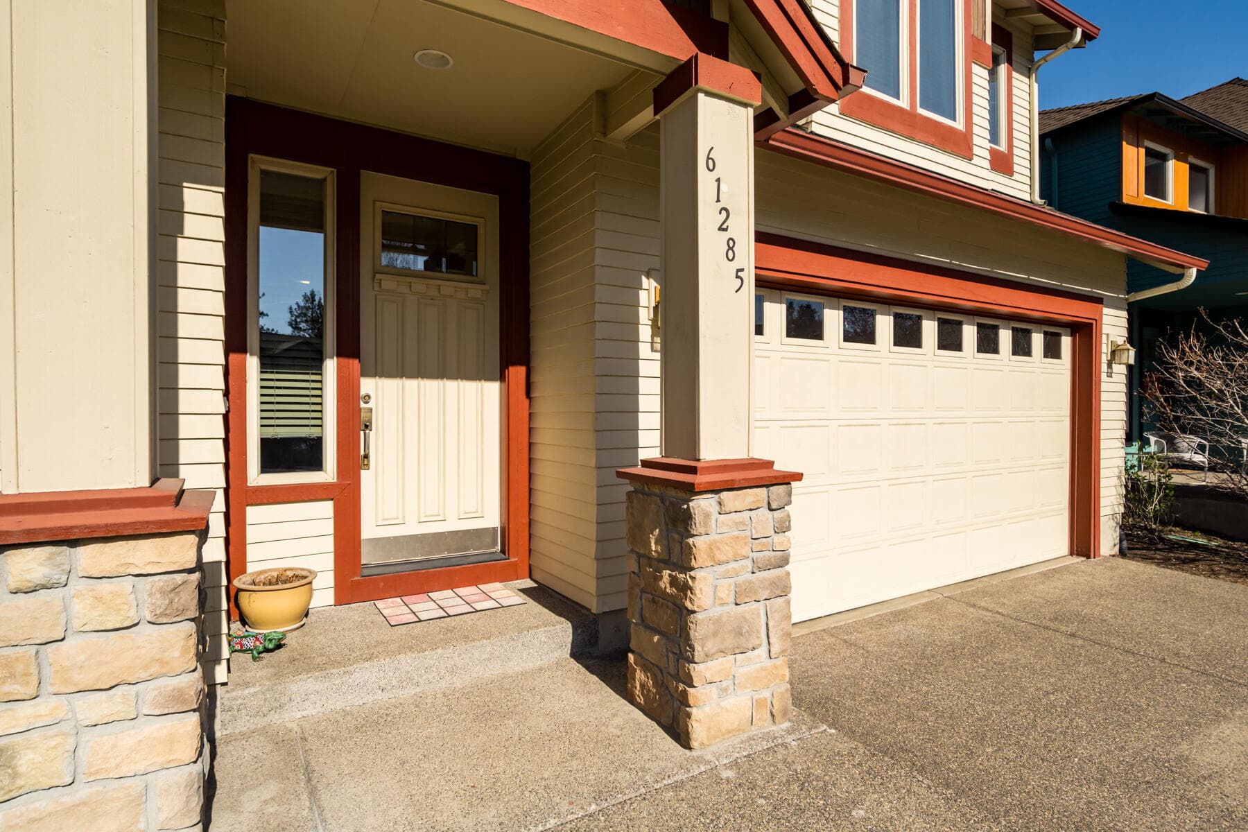 Front Door Entry. Photo 3 of 34, 61285 Bronze Meadow Lane, Bend, OR 97702