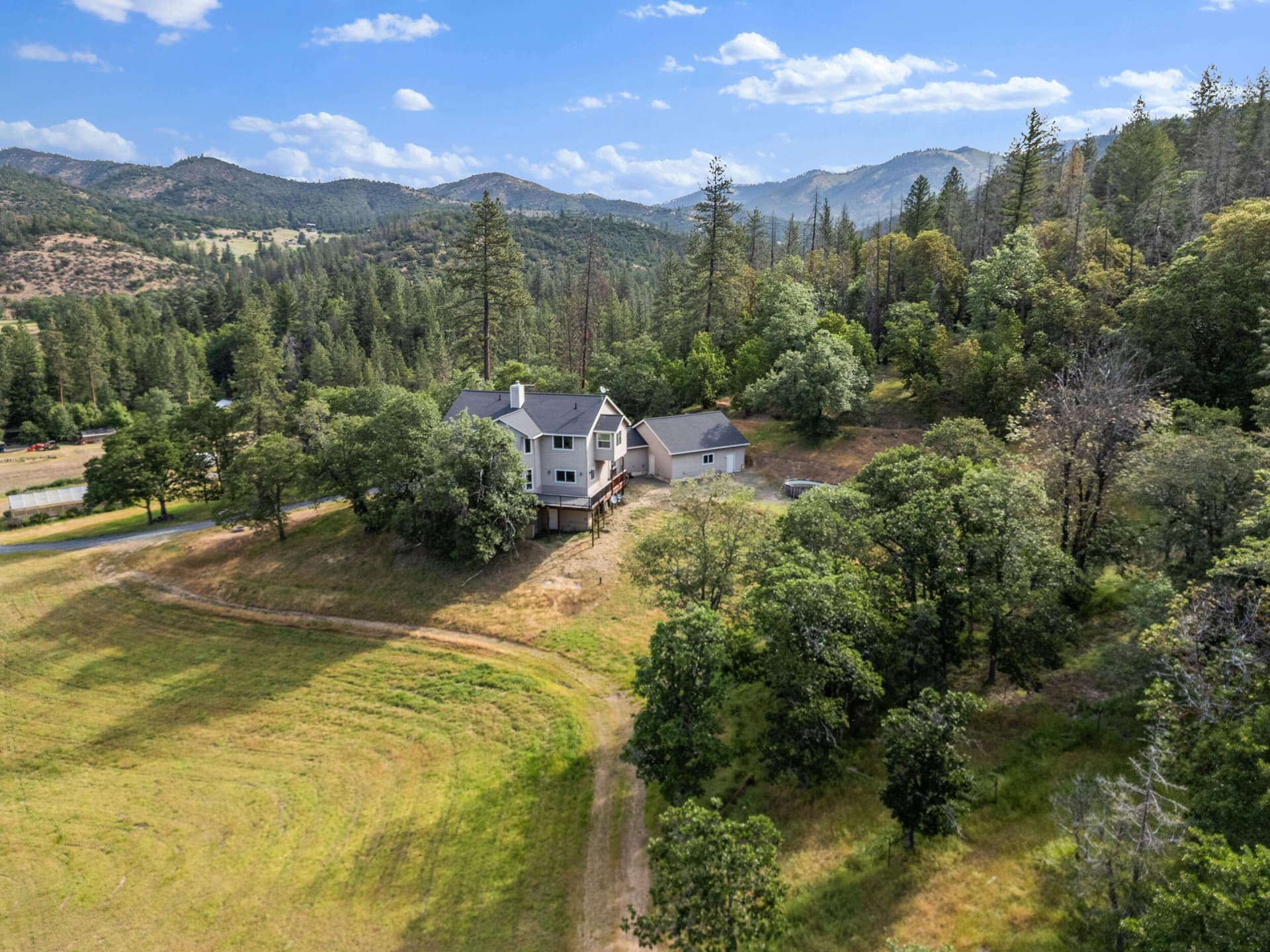 38_ 3715 little applegate rd, jacksonvil. Photo 1 of 46, 3375 Little Applegate Road, Jacksonville, OR 97530