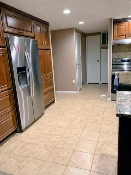 2aa504ad-5608-409d-8589-95449b28fe3f~1. Photo 1 of 24, 6226 E Evans Creek Road Unit UNIT 15, Rogue River, OR 97537