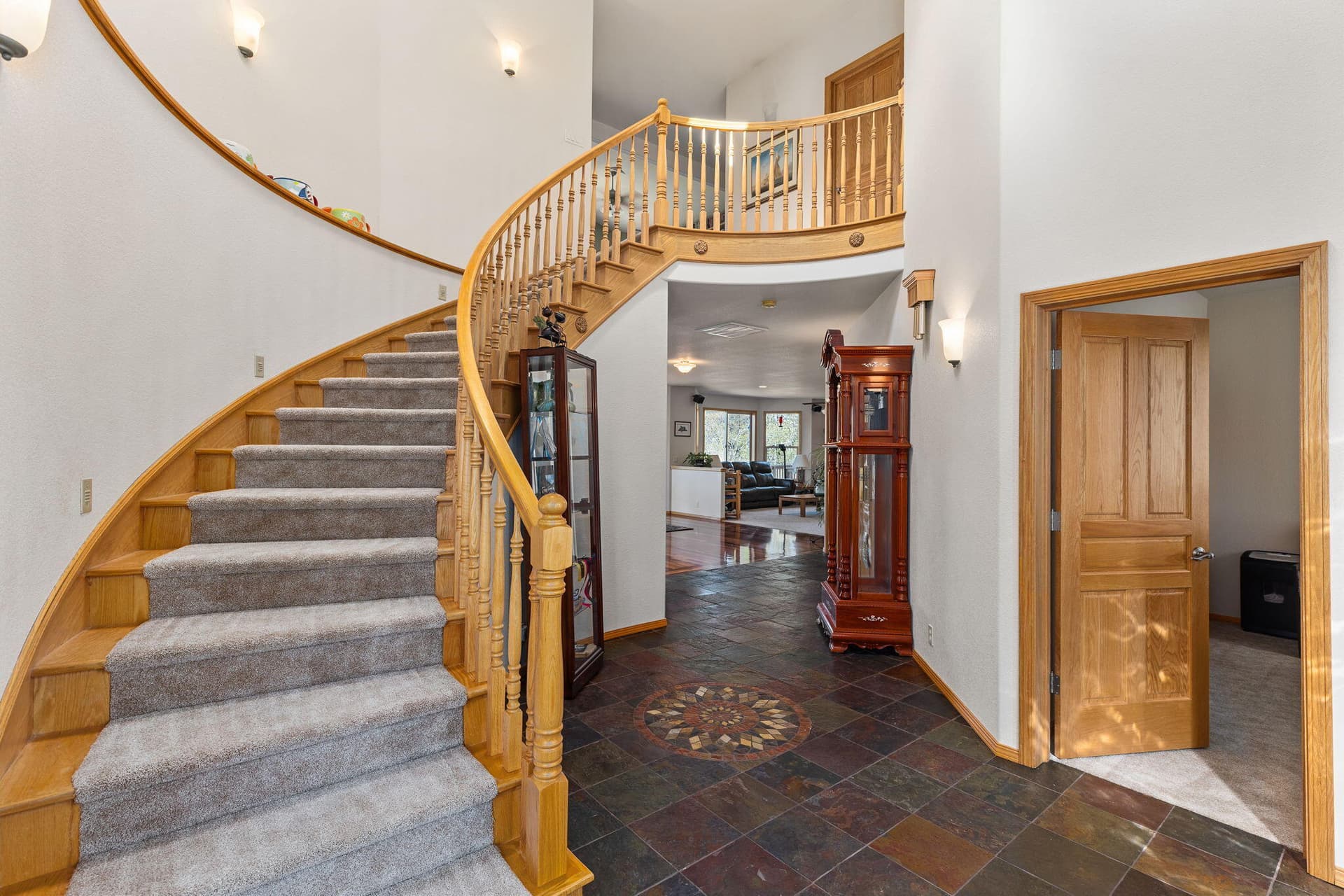 5. Photo 5 of 81, 547 Jackpine Drive, Grants Pass, OR 97526